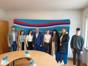 студенти